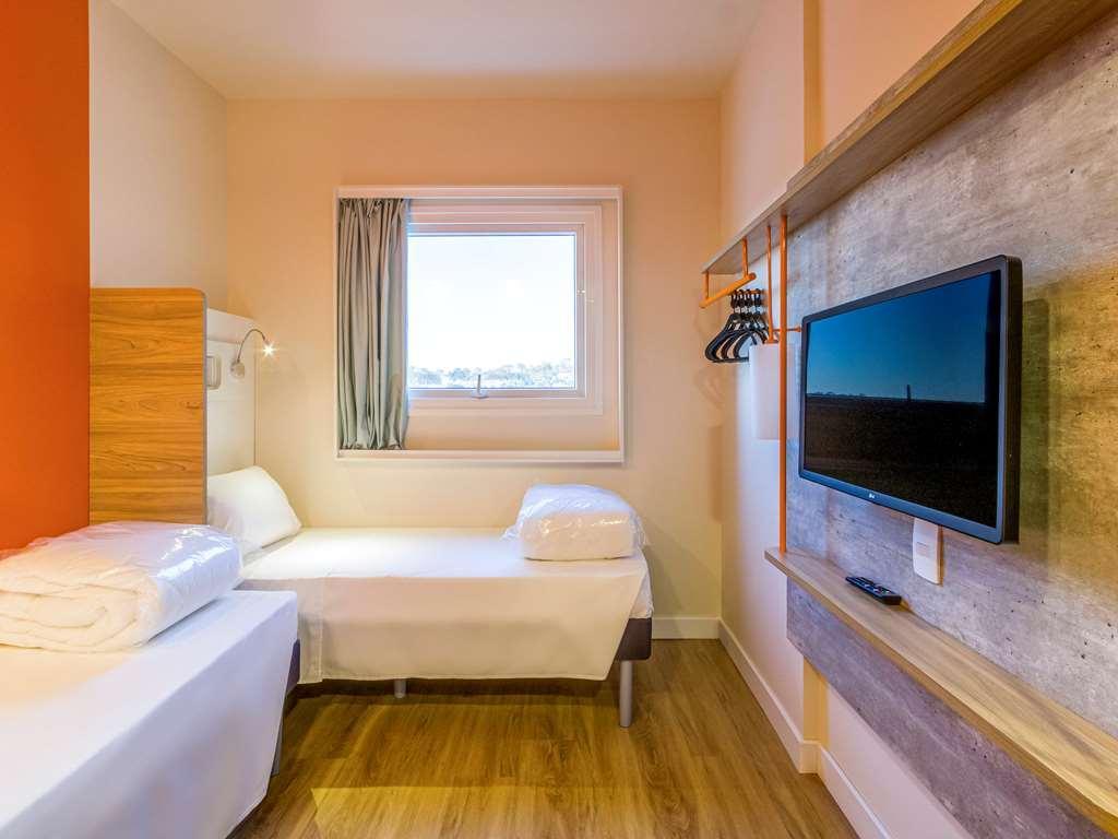 Hotel Ibis Budget Do Golf 2*